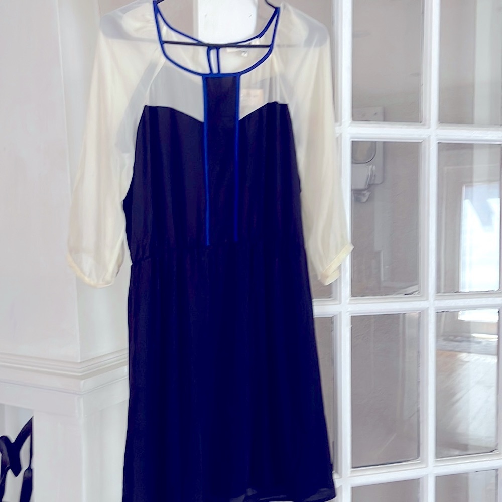 Brand new size small Nordstrom rack dress Daniel rainn